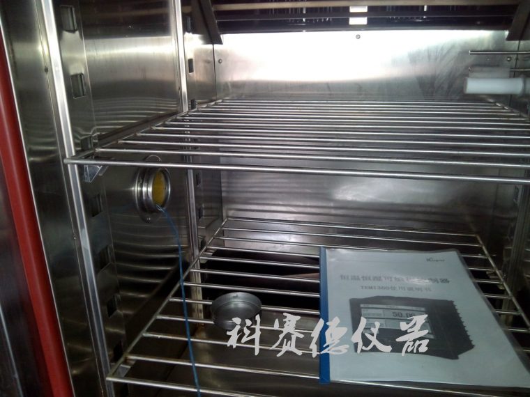高低温交变湿热试验箱图四